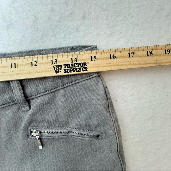 J. McLaughlin Treva Grey Skinny Jeans Front Side Zipper Pocket Size 8 - Picture 4 of 9